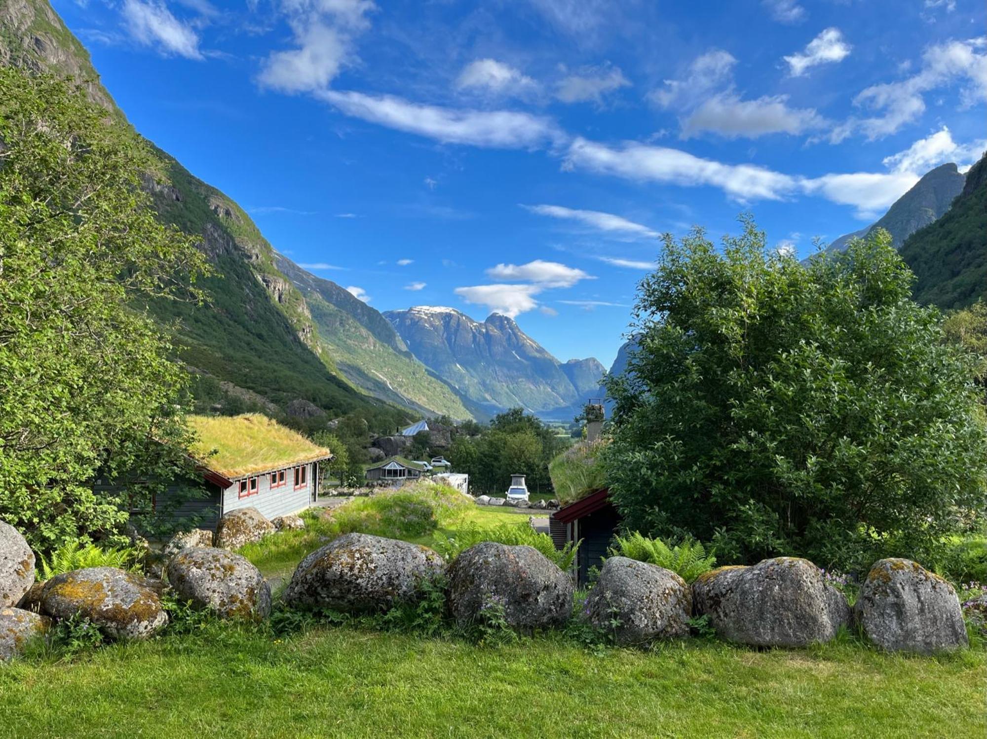 Melkevoll Bretun Ferienhaus *